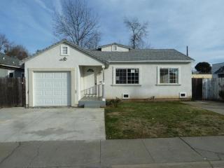 4649 12th Ave, Sacramento, CA 95820-1438