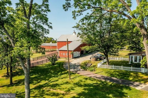 2564 Skippack Pike, Lansdale PA exterior