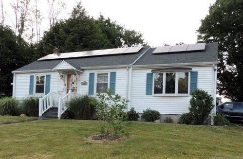 221 Hilliard St, Manchester, CT 06042-3051