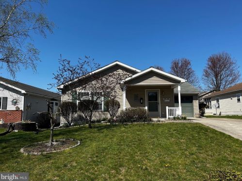 621 Canal Dr, Lincoln Colliery, PA 17963-9263