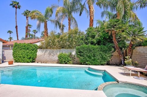 64 Sierra Madre Way, Rancho Mirage CA  92270-3933 exterior