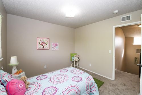 118 Oakmeade Ct, Vacaville CA exterior