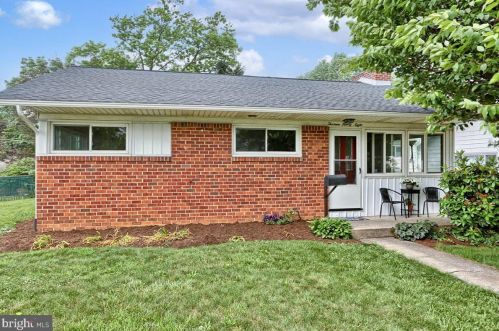 1398 Lowther Rd, Camp Hill, PA 17011-7534