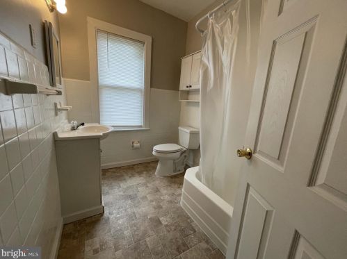 101 Patterson Ave, Trenton NJ  08610-4439 exterior