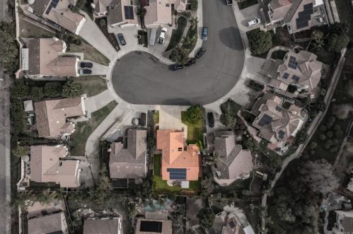 1325 Linsay Pl, Escondido CA  92026-3606 exterior