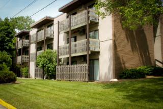 135 Dotson Dr, Ames IA  50014-7614 exterior