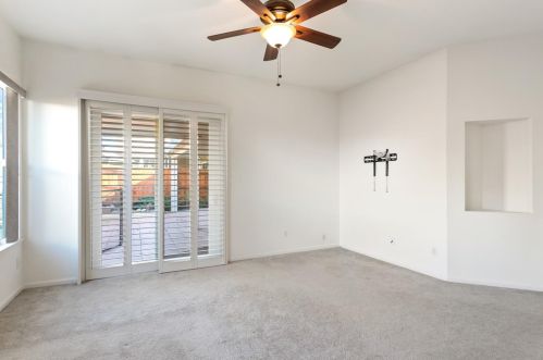 9247 Brown Rd, Elk Grove CA  95624-3917 exterior