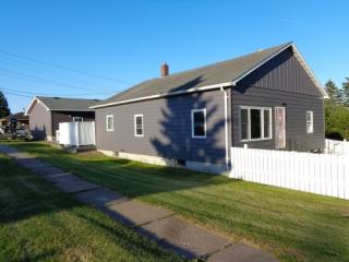220 Dakota Ave, Mckinley, MN 55741-5130