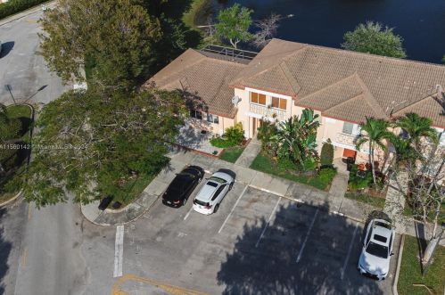 705 208th Cir, Hollywood, FL 33029-1911