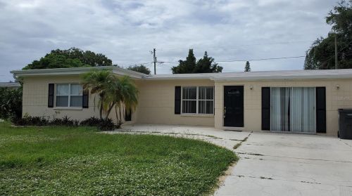 5458 56th Ter, Saint Petersburg, FL 33709-2016