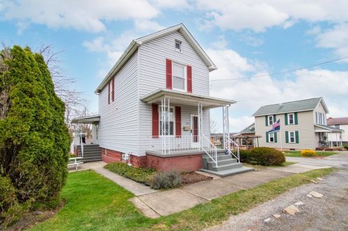 399 Duquesne St, New Castle, PA 16101-2628