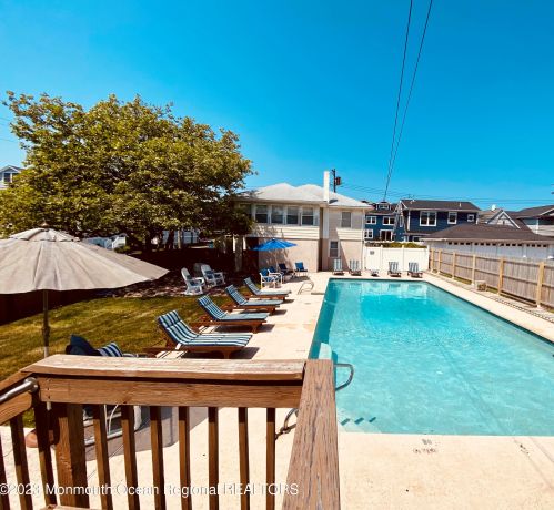 112 2nd Ave, Bradley Beach, NJ 07720-1157