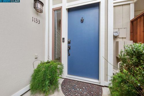1133 San Ramon Valley Blvd, Danville, CA 94526-4852