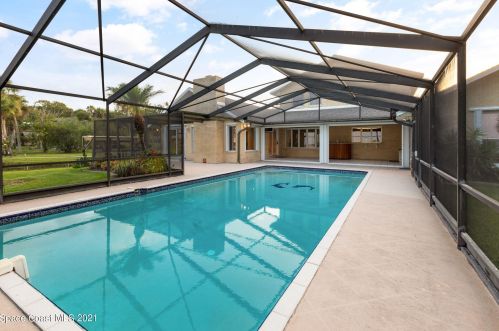 3616 Indian Riv Dr, Cocoa FL 32926-8705 exterior