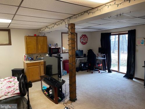 117 Village View Ct, Tannersville, PA 18372-7820