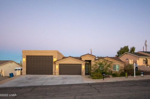 2669 Bamboo Dr, Lake Havasu City, AZ 86403-3803