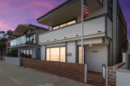 616 Oceanfront, Newport Beach, CA 92661-1331