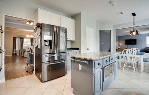 1900 Ring Teal Ln, Lewisville TX  75028-7291 exterior