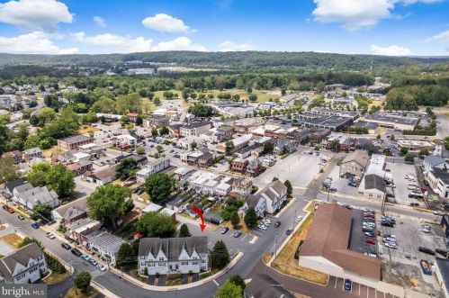 179 Jefferson Ave, Downingtown PA 19335-2702 exterior