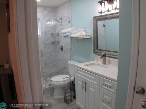 516 4 Ter, Cape Coral FL  33909-0020 exterior