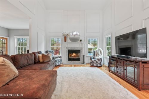 3 Sarah Ct, Jackson Twp NJ  08527-4760 exterior