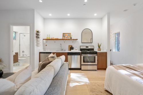 249 Blithedale Ave, Mill Valley CA  94941-2052 exterior