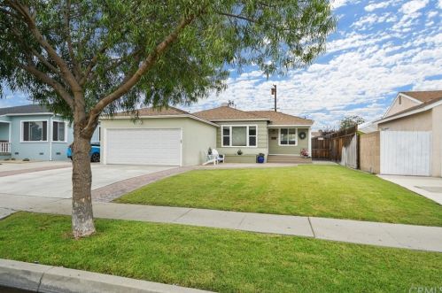 5129 Barlin Ave, Lakewood, CA 90712-2206