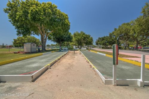 704 Silverthorn Ct, Sebastian FL  32976-7349 exterior