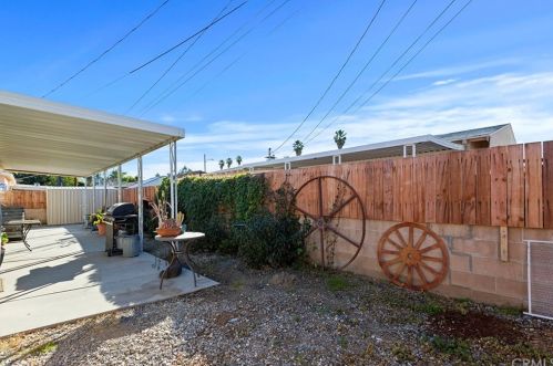 342 Santo Dr, San Jacinto CA  92583-4718 exterior