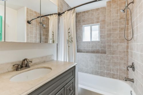 169 26th St, San Jose CA  95116-2312 exterior