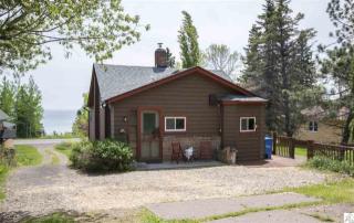 5281 Shore Dr, Duluth, MN 55804-2922