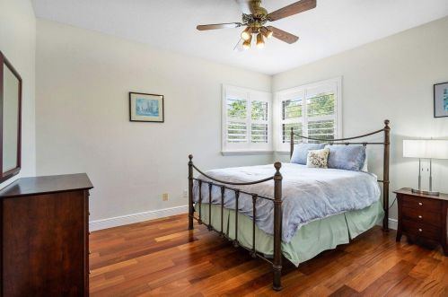 6670 Newport Lk Cir, Boca Raton FL 33496-3001 exterior