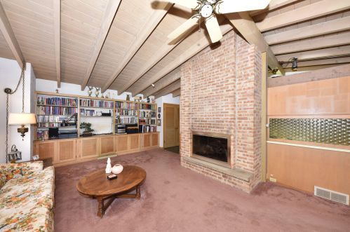 11540 Lake Shore Dr, Thiensville, WI 53092-3536