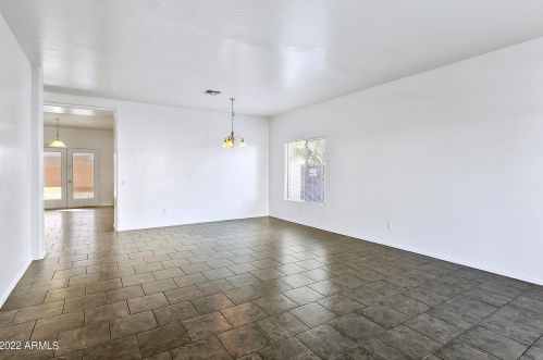 14121 St Moritz Ln, Sun City, AZ 85379-8677
