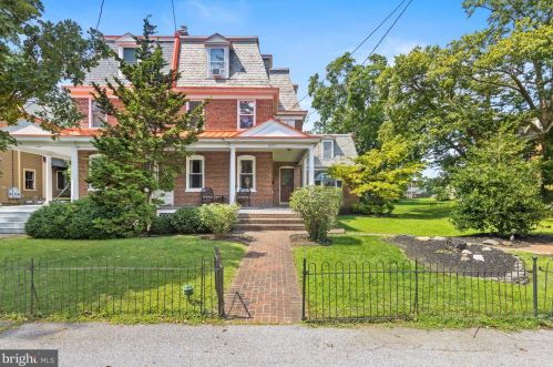 1605 Mount Salem Ln, Wilmington, DE 19806-1134