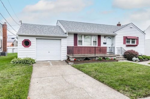 1208 Stewart Ave, Bethpage, NY 11714-1608