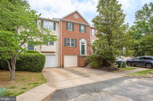 404 Club House Rd, Fredericksburg, VA 22406-1172