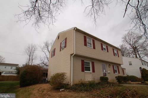 10 Fithian Dr, New Castle, DE 19720-3208