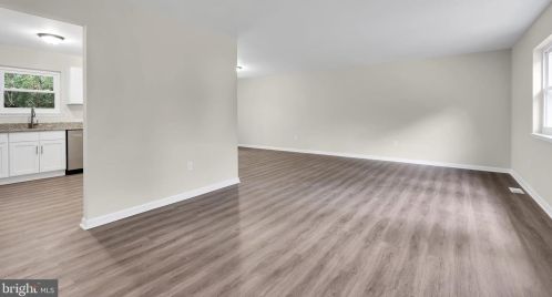 1802 Lakeshore Dr, Browns Mills NJ  08015-1364 exterior