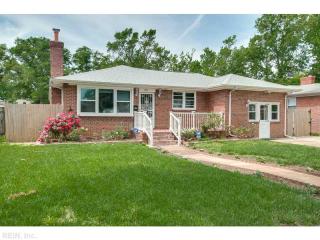 107 Evans St, Norfolk, VA 23503-4810