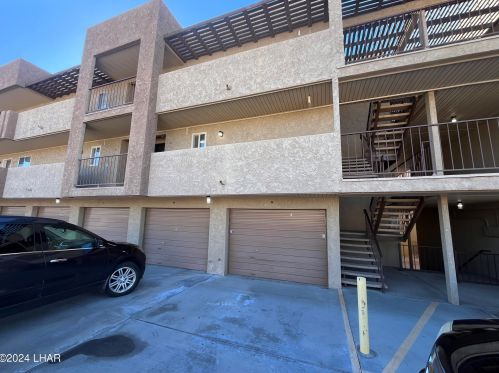 256 Lake Havasu Ave, Lake Havasu City AZ  86403-6501 exterior