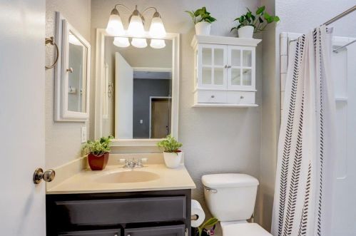 230 Birch Creek Dr, Pleasanton CA  94566-6781 exterior