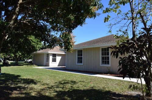 684 Whippoorwill Row, West Palm Beach, FL 33411-5231