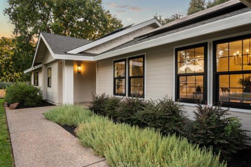 940 Dias Dr, Chico, CA 95926-3174