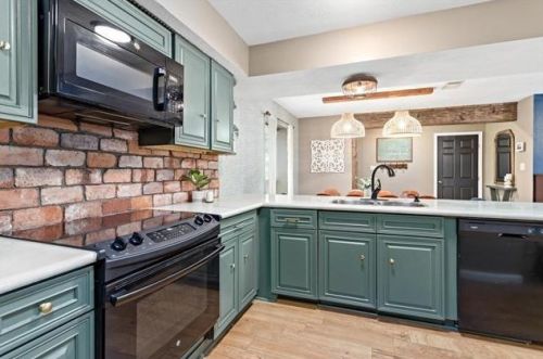 3555 Briggs Rd, Orange TX  77630-9125 exterior