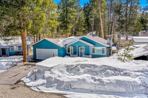 1593 Allen Rae Pl, South Lake Tahoe, CA 96150-8018