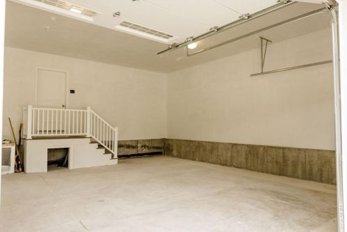 10 Woodward Rd, Lincoln RI  02865-4917 exterior