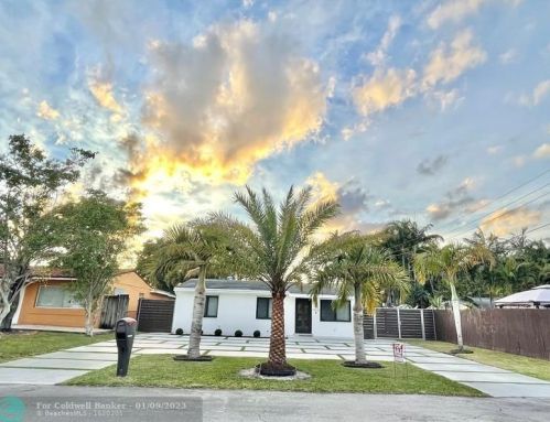 1010 31st Ct, Hollywood FL  33021-5511 exterior