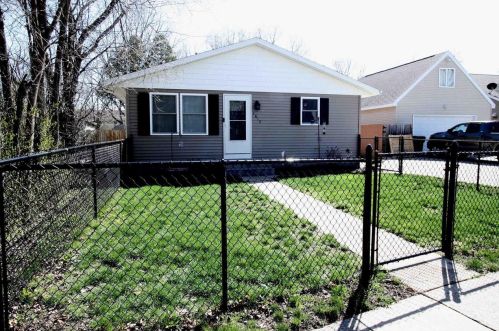 1613 Bluff St, Beloit WI  53511-3410 exterior