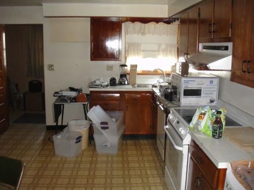 609 6th Ave, Ford City PA  16226-1040 exterior
